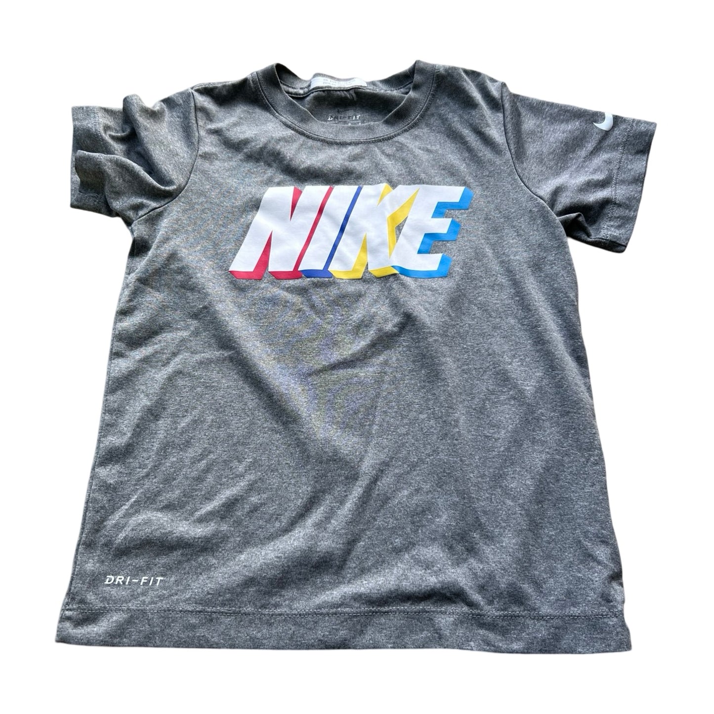Nike tshirt, 6-7