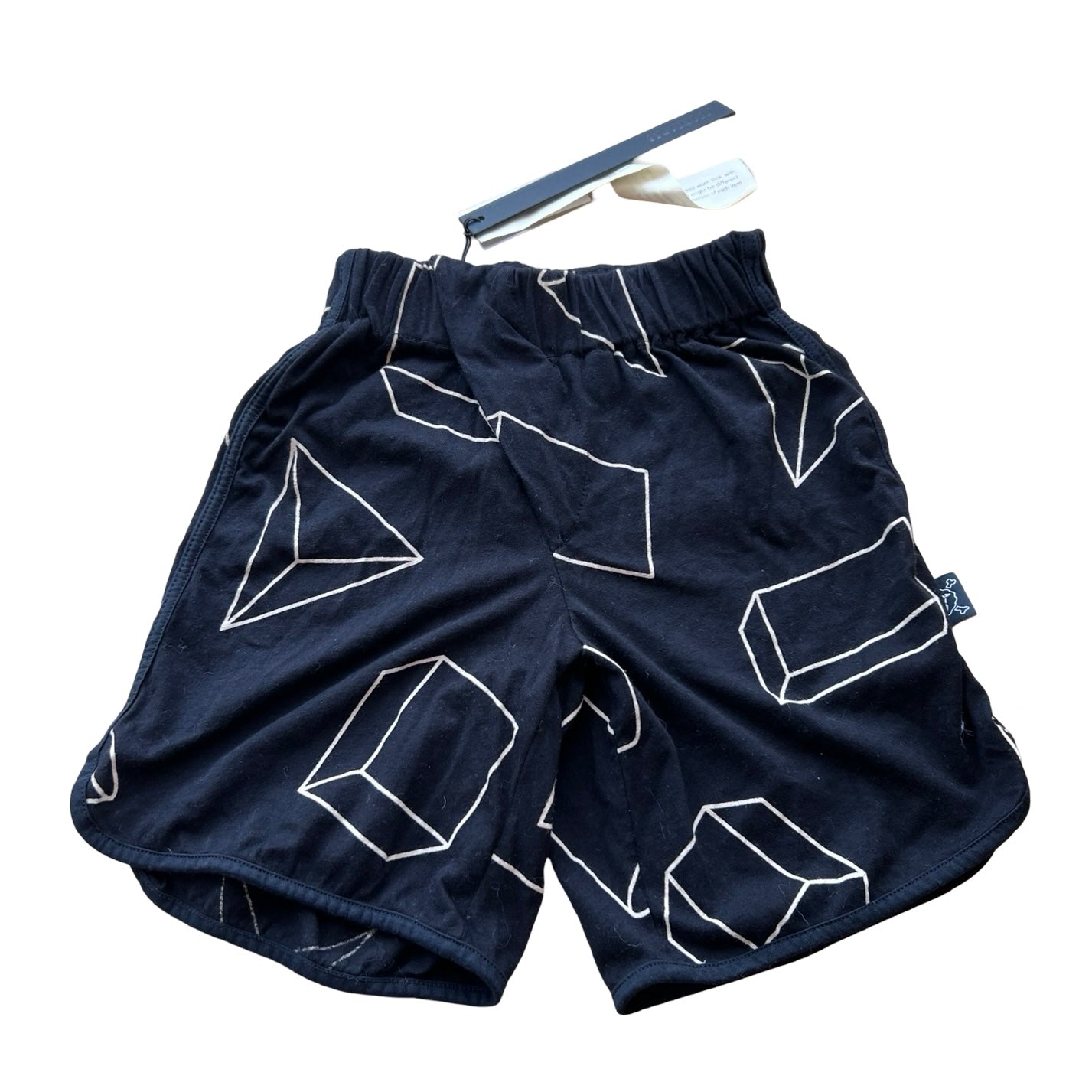 Nununu shorts, 6-7
