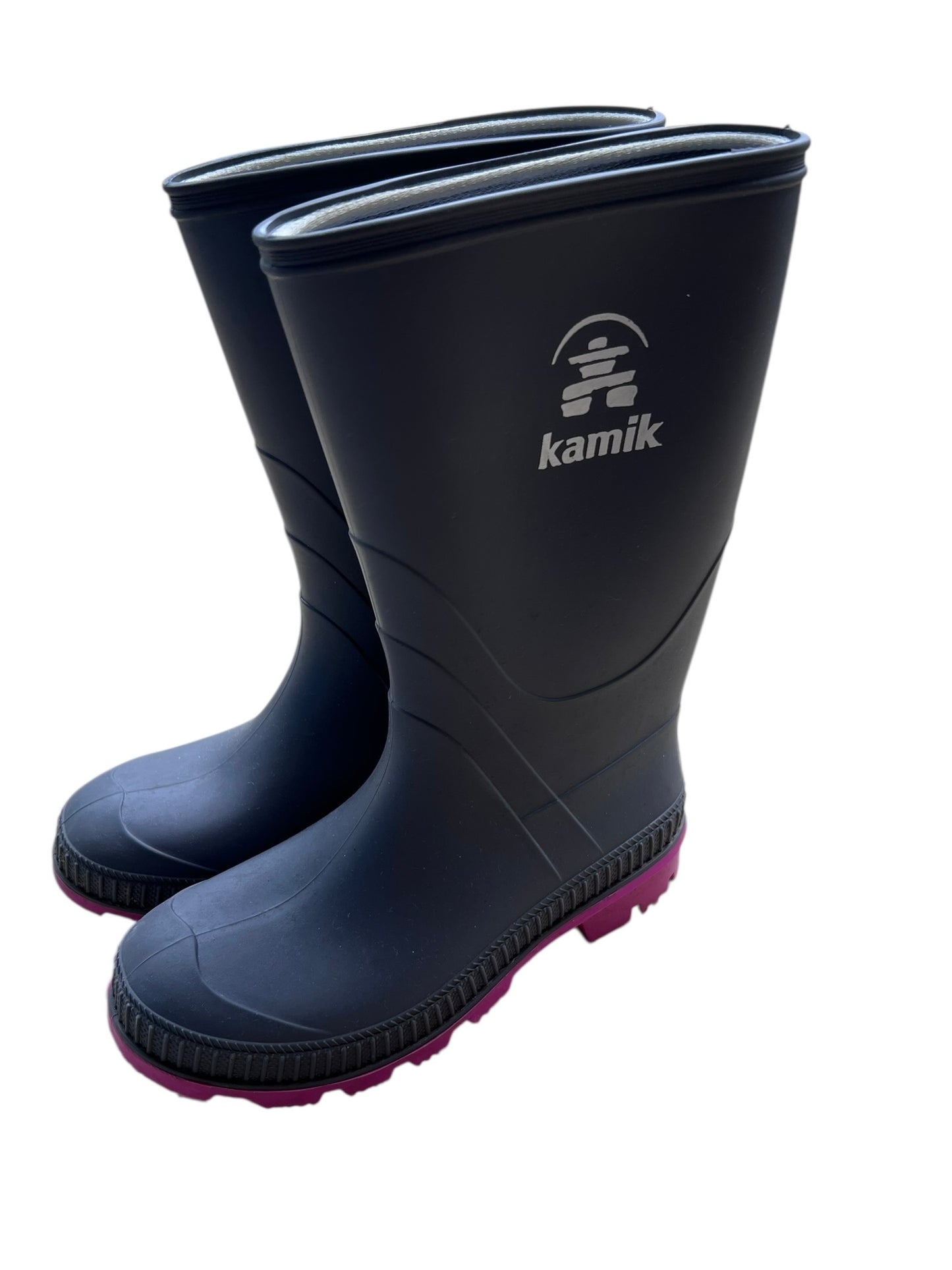 Kamik Footwear, 1