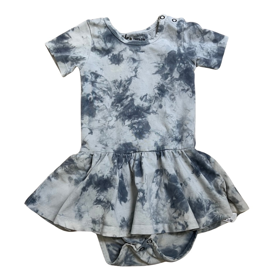 Lola and Taylor dress, 2-3