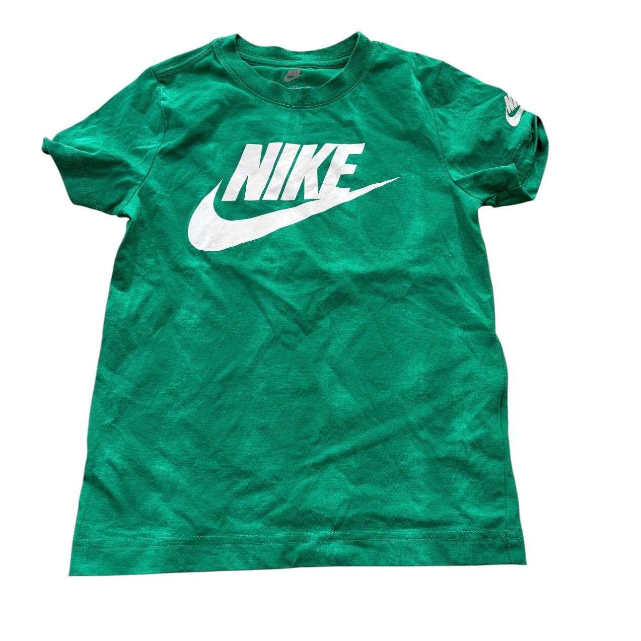 Nike tshirt, 6-7