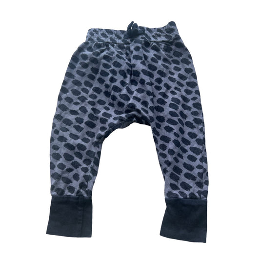 Hux pants, 1