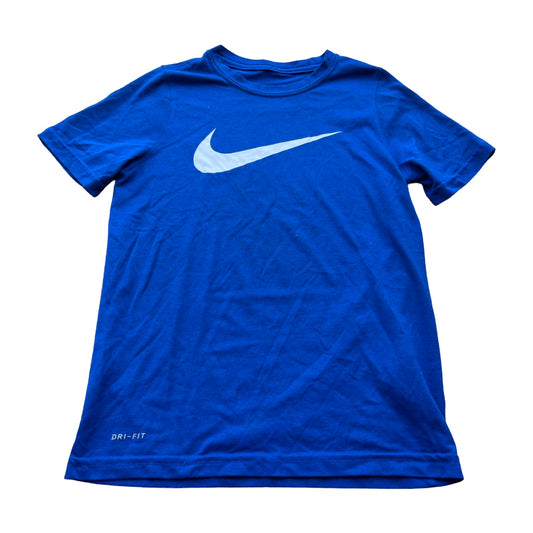 Nike tshirt, 6-7