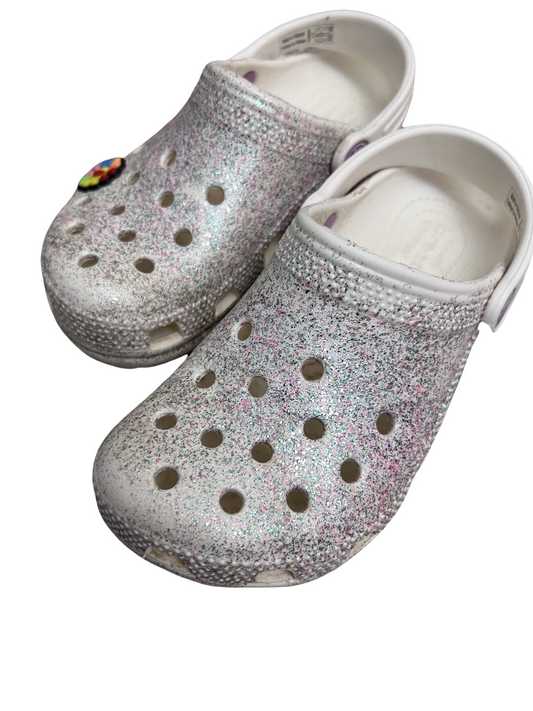 Crocs Footwear, 13