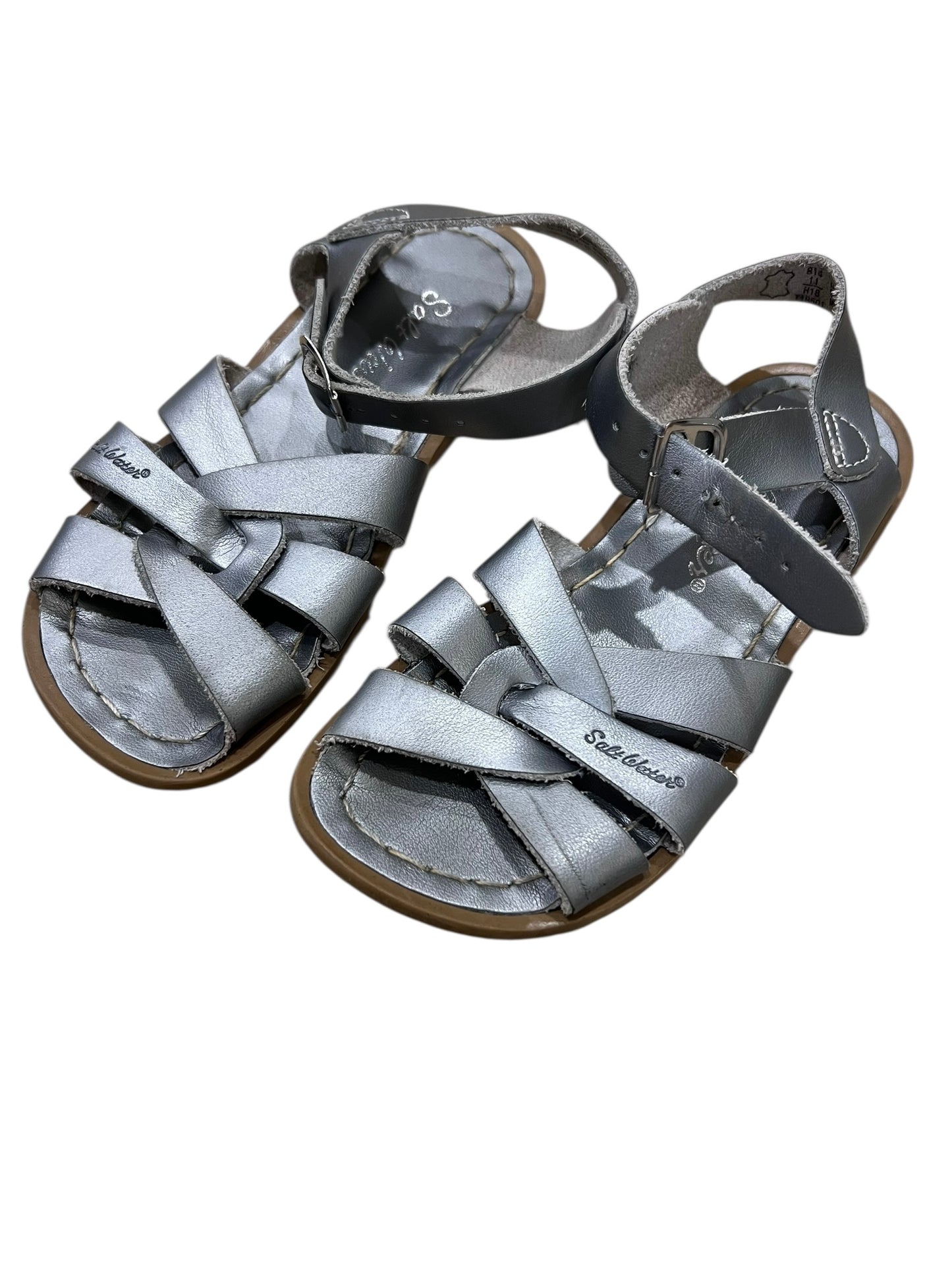 Saltwater Footwear, 11