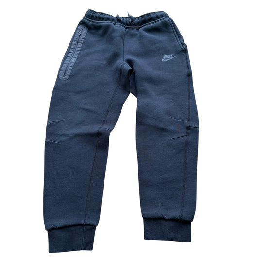Nike tech sweatpants, 8-10