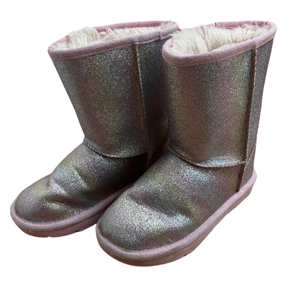UGGS Footwear, 13