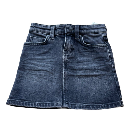Lime skirt, 7