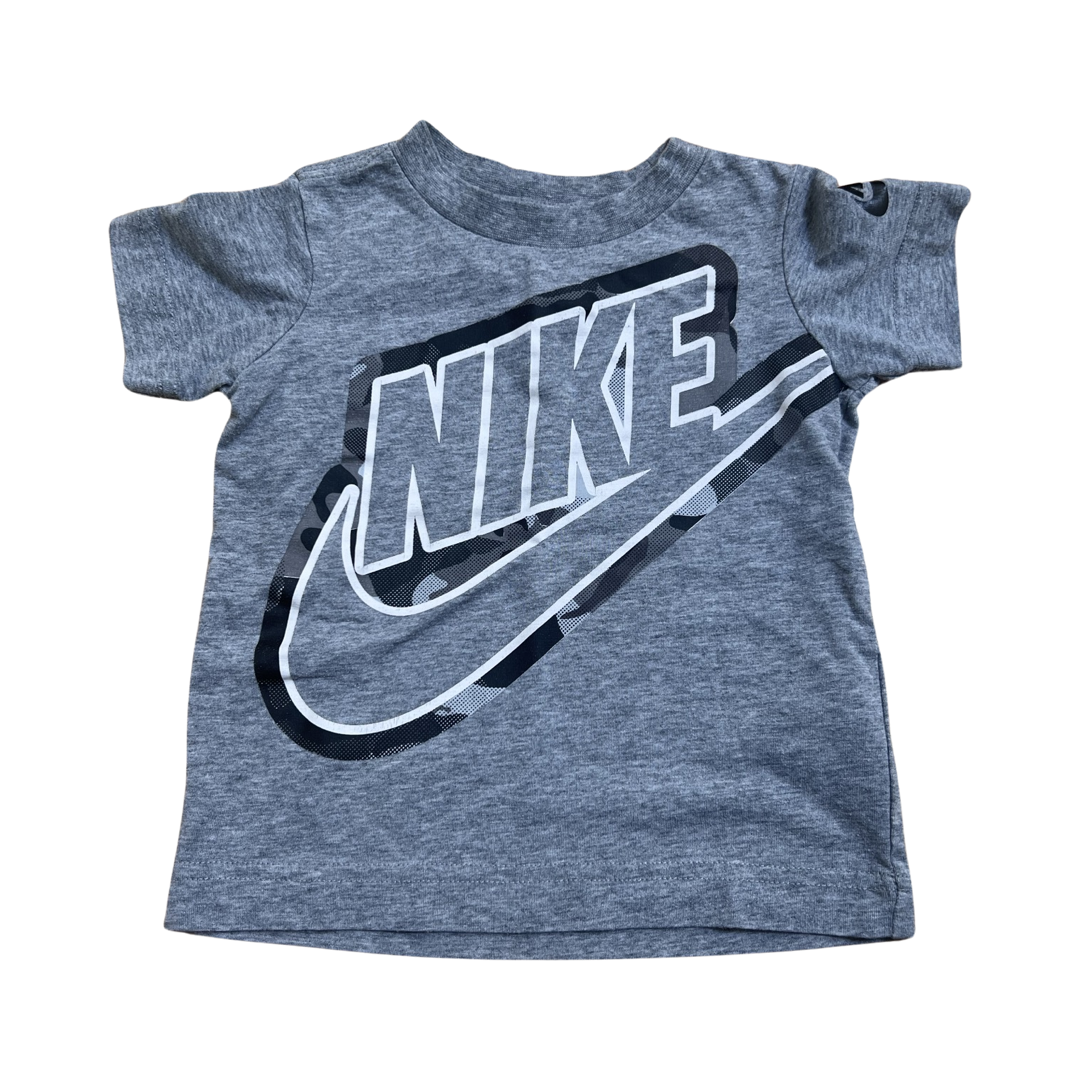 Nike tshirt, 2T